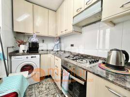 Pis, 52.00 m², حافلة قرب والقطار