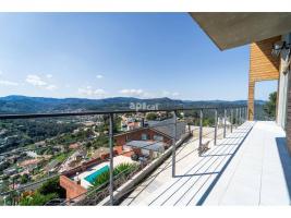 Unifamiliar aïllada, 270.00 m², presque neuf