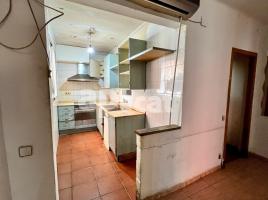 Piso, 93.00 m², cerca de bus y tren