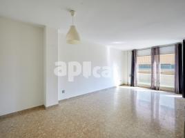 Pis, 105.00 m², prop de bus i tren