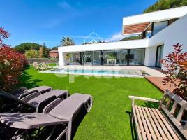  (unifamiliar aïllada), 433 m², fast neu, Zona