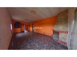 Unifamiliar aïllada, 447.00 m²