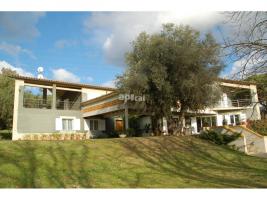 Detached house, 696.00 m²