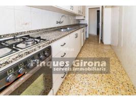 Pis, 98.00 m²