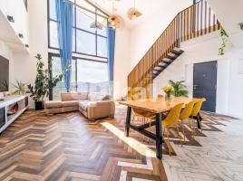 Houses (detached house), 270.00 m², near bus and train, almost new
