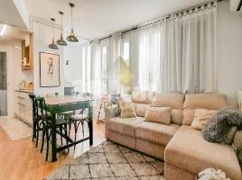 Louer dúplex, 114.00 m², près de bus et de train, rambla