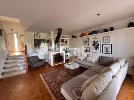  (unifamiliar adossada), 200.00 m², Calle Francesc Isgleas