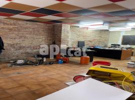 , 695.00 m²