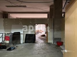 , 695.00 m²