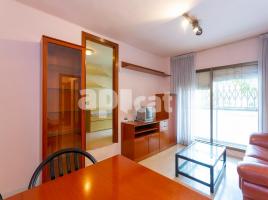 Pis, 71.00 m², حافلة قرب والقطار