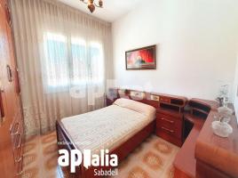  (unifamiliar aïllada), 275.00 m², حافلة قرب والقطار