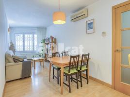 Квартиры, 84.00 m², Рядом с автобусом и метро