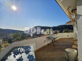 Attic, 102 m², Zona