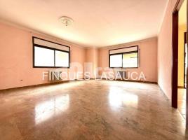 Квартиры, 108.00 m², pядом автобусный и железнодорожный, Calle Vicenç Dauner, 2