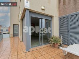 Pis, 118.00 m², حافلة قرب والقطار, جديد تقريبا