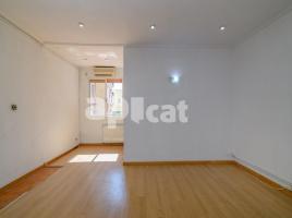 Pis, 70.00 m², prop de bus i tren