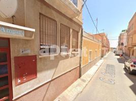 Piso, 76.00 m², cerca de bus y tren