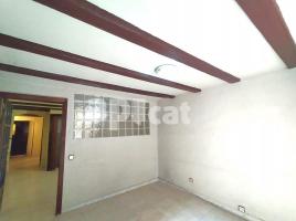 Pis, 51.00 m², 靠近巴士和地铁