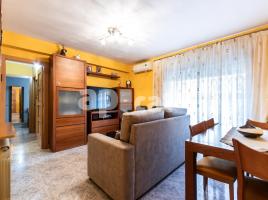 Pis, 83.00 m², près de bus et de train