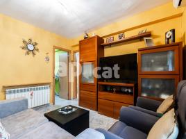 Pis, 83.00 m², près de bus et de train