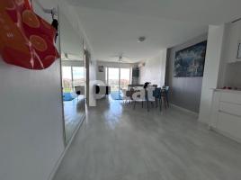 Apartament, 61.00 m², 九成新, Calle Llastres