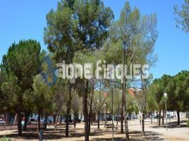 Piso, 55.00 m², cerca de bus y tren, seminuevo