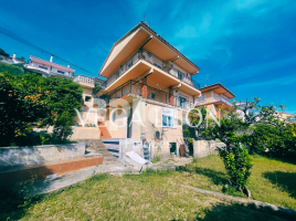  (xalet / torre), 180.00 m², près de bus et de train