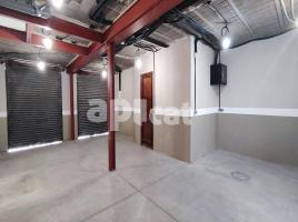 , 410.00 m²