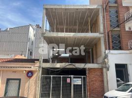 Casa (unifamiliar aïllada), 292.75 m², prop de bus i tren