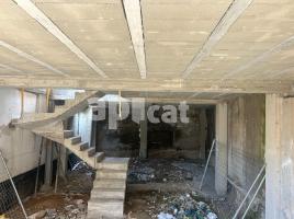 Casa (unifamiliar aïllada), 292.75 m², prop de bus i tren