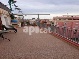 Àtic, 71.00 m², prop de bus i tren, Calle Enginyer Moncunill