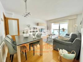 Pis, 96.00 m², 附近的公共汽車和火車, Calle del Gasòmetre