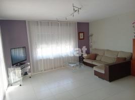 Casa (unifamiliar adosada), 242.00 m²