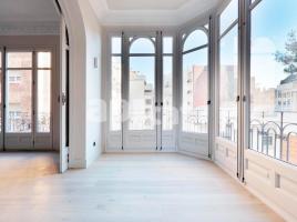 Квартиры, 270.00 m², Рядом с автобусом и метро