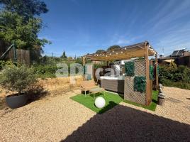 Houses (villa / tower), 100.00 m², almost new