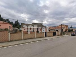Houses (detached house), 163.00 m², near bus and train, almost new