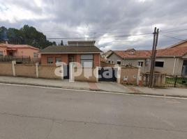Houses (detached house), 163.00 m², near bus and train, almost new
