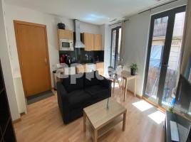 Pis, 39.00 m², prop bus i metro, seminou