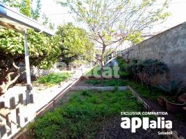  (unifamiliar adossada), 358.00 m², حافلة قرب والقطار