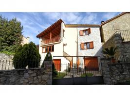 Unifamiliar aïllada, 278.00 m², presque neuf