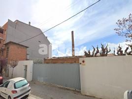 Pis, 74.00 m², près de bus et de train