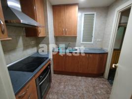 Piso, 63.00 m², cerca de bus y tren