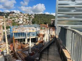 Flat, 79.98 m², near bus and train, new