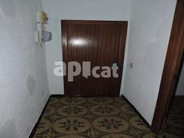 Flat, 50.00 m², near bus and train