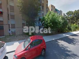 Pis, 69.00 m², حافلة قرب والقطار