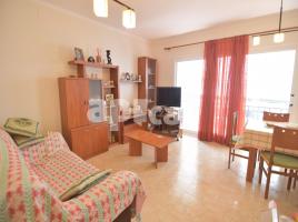 Piso, 77.00 m², cerca de bus y tren