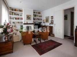 Pis, 109.00 m², près de bus et de train