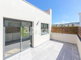 Àtic, 96.00 m², près de bus et de train, presque neuf
