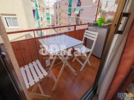 Pis, 60 m², Zona