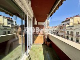 Pis, 90.00 m², على مقربة من الحافلات والمترو, Calle de Casanova, 59